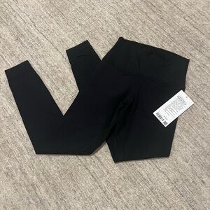 lululemon Ladies align ribbed Black Leggings 28”
